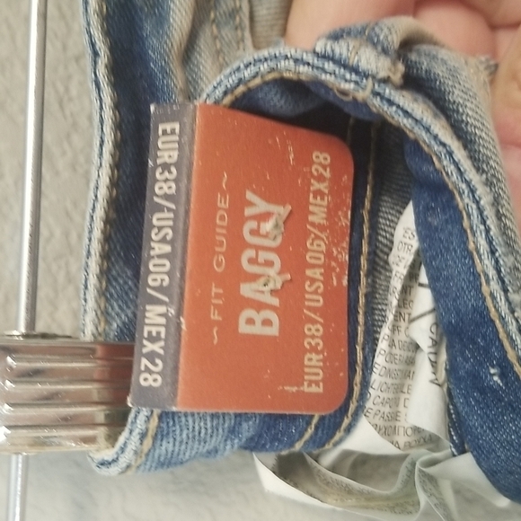 Zara Baggy Jeans, size 6 - Picture 11 of 17